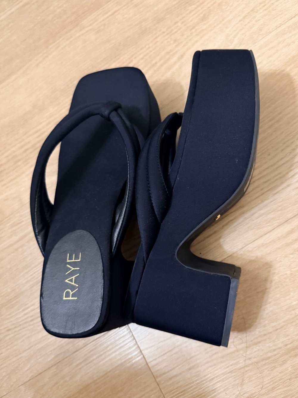 Raye Dall Platform Sandal in Black - Picture 3 of 8